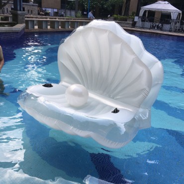 Manufacturers spot wholesale PVC inflatable shell water floating row a variety of swimming pearl shell floating row